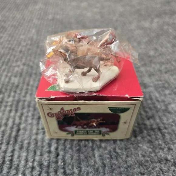 New Dept 56 Turkey For The Bumpus Hounds Original Owner A Christmas Story dogs